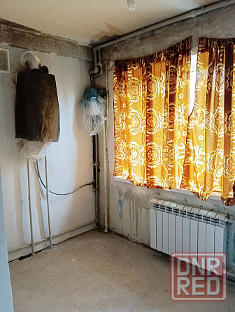 Продаётся 1 к.кв. м-н Азотный, ул.Арсенова. Донецк - изображение 1