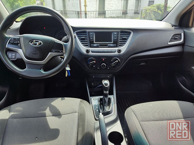 Продам Hyundai Solaris Донецк - изображение 4