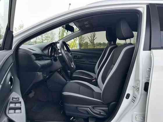 Toyota Yaris 1.5 2022 Донецк