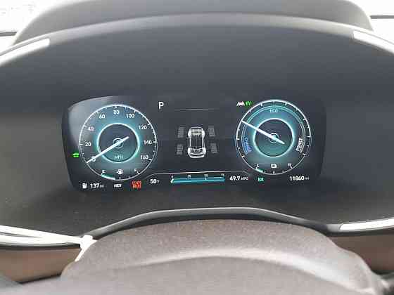 Hyundai Santa Fe 1.6 T-GDI Plug-in Hybrid Limited 2022 Макеевка