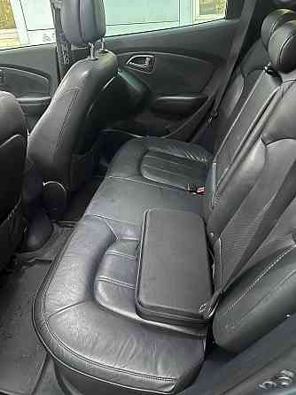 Hyundai IX 35 2014 год Рейсталинг Идеальное состояние без задир ! Донецк