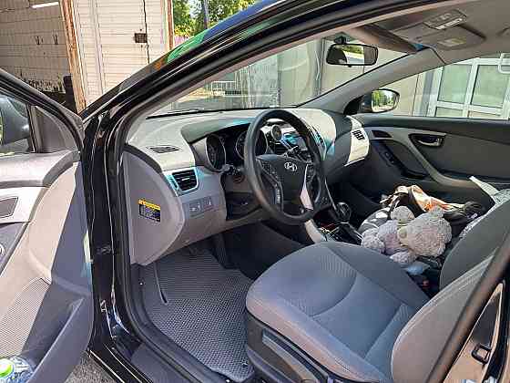 Hyundai Elantra автомат Макеевка
