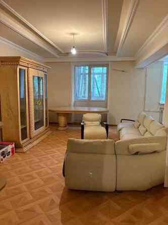 Продам трёхкомнатную квартиру Донецк