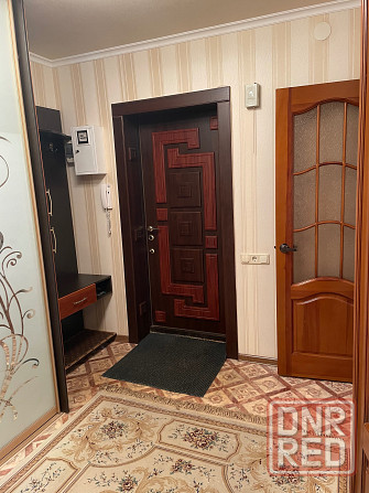 Продается 3-х комн. в центре 2/14 эт. Макеевка - изображение 1