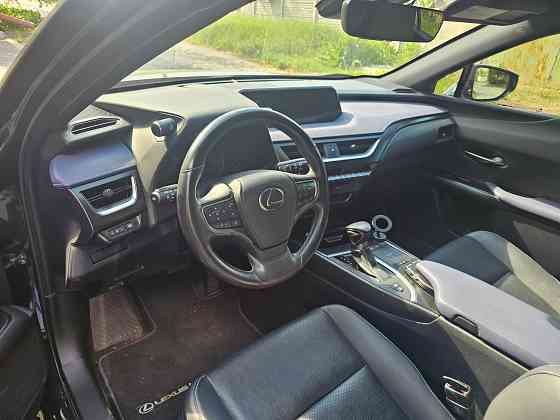 Lexus ux250h Донецк