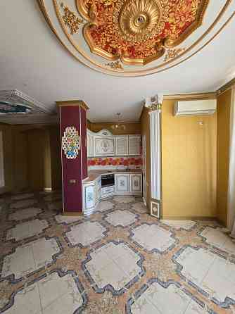 2к квартира проспект Титова. Роскошная классика Донецк