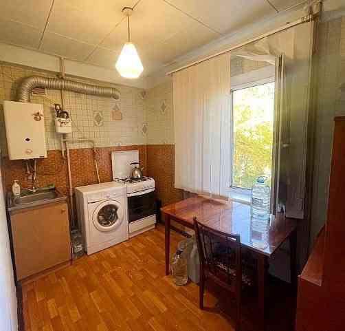Продам 2к.кв. Кировский р-н. мкр. Текстильщик. Ориентир шахта 19. Донецк