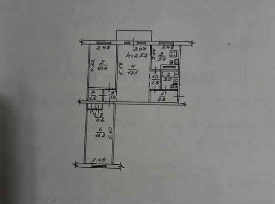 Продам 3 к.кв. Калин.рынок, Молдова, б.Шевченко, 3/5, под ремонт Донецк
