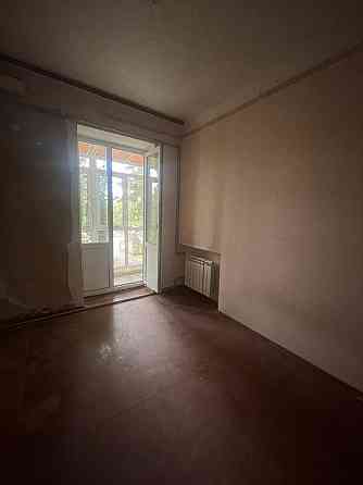 продажа квартиры + сарай в центре Харцызска Харцызск