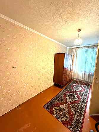3-ком.кв. 2-й этаж/5. Цена : 5 млн.руб. пр-кт. Александра Матросова | пл.Бакинских Комиссар. Донецк