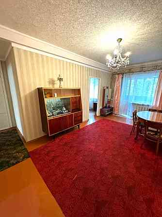 3-ком.кв. 2-й этаж/5. Цена : 5 млн.руб. пр-кт. Александра Матросова | пл.Бакинских Комиссар. Донецк