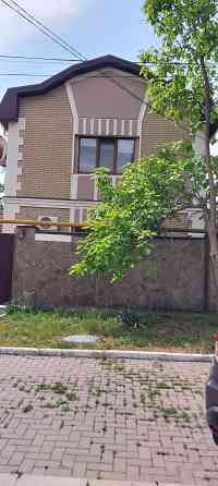 продам дом 130 м2 в 2х уровнях Бакинские, по цене квартиры Донецк