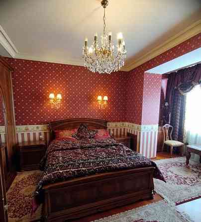 Продам 4к.крупногабаритную кв-ру. Ворошиловский р-н. Ориентир Администрация . пер. Орешкова. Донецк