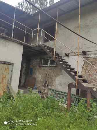 Продам дом в центре Макеевки, для жилья или бизнеса ( магазин)) Макеевка