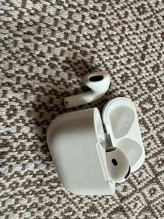AirPods 4 с шумоподавлением Донецк