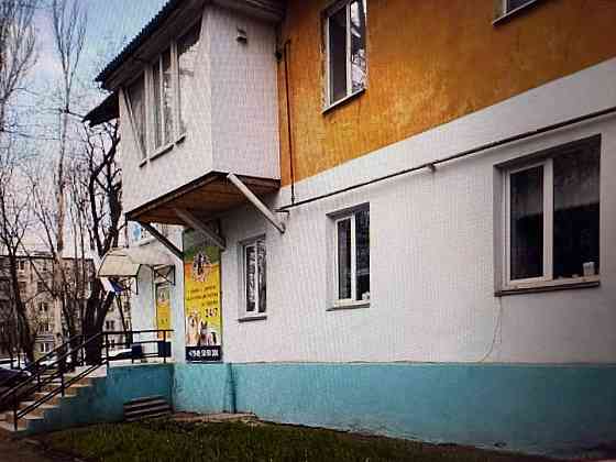 Фасадное помещение 89 м.кв Калининский р-н,Донецк Донецк
