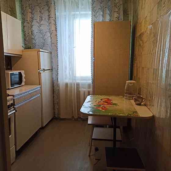 Продам 2х. комнатную квартиру Петровский район микрорайон "Тихий" 9/9 Донецк
