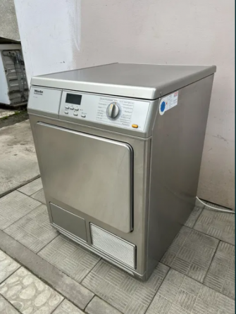 Сушильная машина Miele Professional на 7 кг.Нержавейка. Шахты