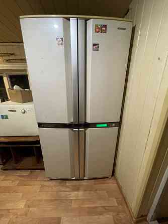 Холодильник Sharp SJ-F72PC-BE Донецк