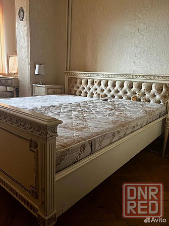 Мебель кровать двухспалка 200*200см и 2тумбы от гарнитура"людовик xlv"из массива дерева под реставра Донецк - изображение 6