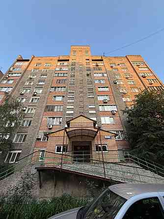 Продам 3к.квартиру Багратиона, два уровня, кирпичный дом Донецк