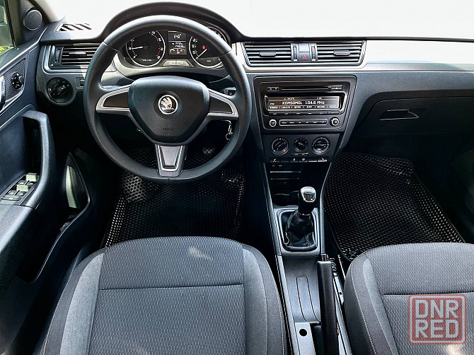 Skoda Rapid 1.6 MPI коробка механика 5 ступка 2015 год Идеальное Состояние очень ухоженный авто Донецк - изображение 7