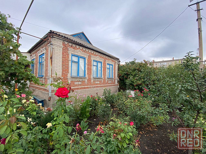 Продаётся уютный кирпичный дом в центре пос. Володарское (20 км от Мариуполя) Мариуполь - изображение 1