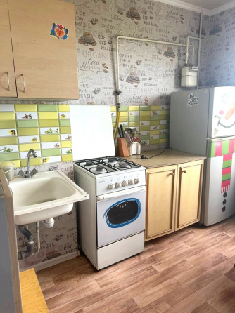 Продажа 2к квартиры, Макеевка, Ханженково, Первомайский (4-й квадрат) Макеевка