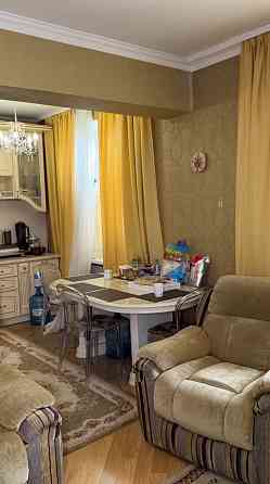 Продам 4-х комнатную 85 м² в Ворошиловском р-не на бул. Пушкина. Ремонт. Донецк