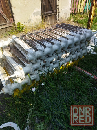 Продам чугунные радиаторы б/у Донецк - изображение 1