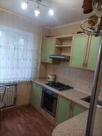 Продается 2 комнатная квартира в центре Гвардейки по улице Малиновского Макеевка