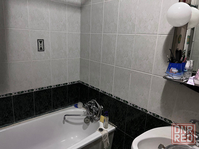 Продам 2-комнатную сталинку в центре Донецк - изображение 1