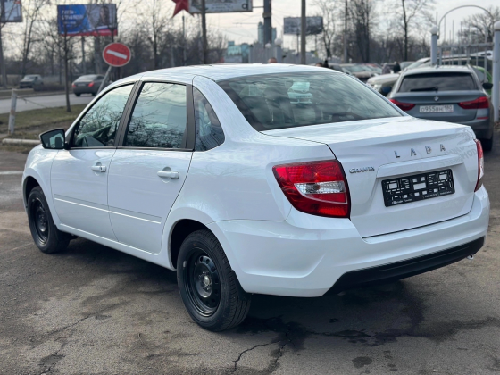 Новая Лада Гранта 1.6 Донецк