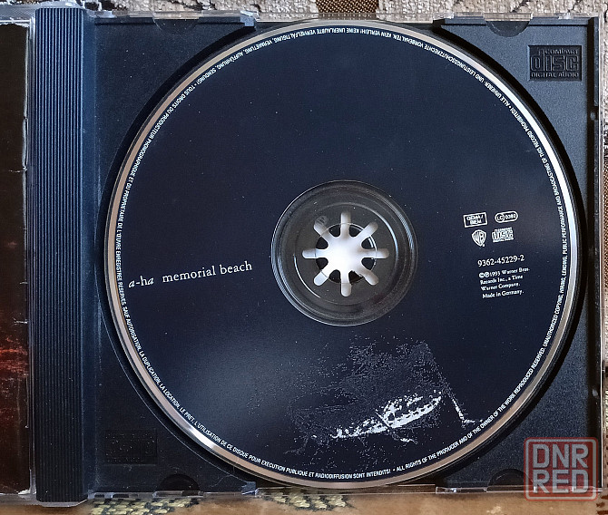 Фирменный CD: A-Ha (1993) Memorial Beach Макеевка - изображение 3