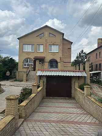 Продам дом г. Ждановка, ул. Парковая (собственник) Ждановка