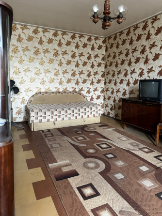 Продажа 2-комнатной квартиры 4/9, в г. Макеевка, м-н Центральный Макеевка