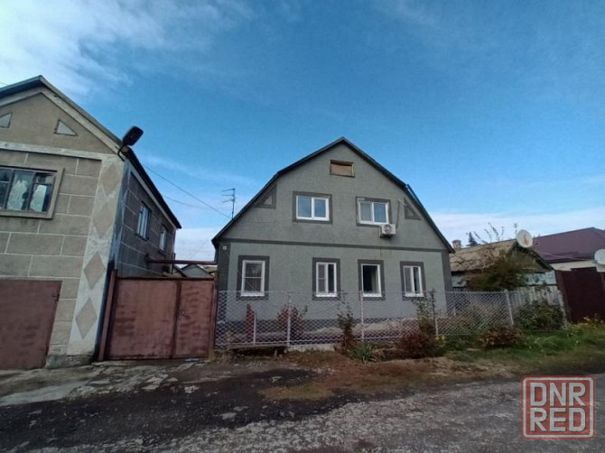 Продаётся двухэтажный дом площадью 173,8 кв. м в Центрально-Городском районе посёлка Бажанова Донецк - изображение 1