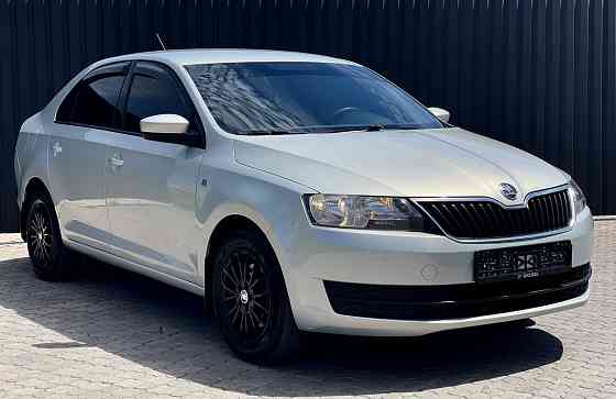 Skoda Rapid 2015 год 1.6 mpi Донецк