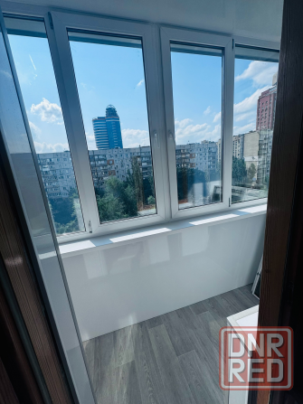 Продам видовую 3х ком квартиру Донецк,Ворошиловский о-р «Атлетик» Центр города !!! Донецк - изображение 3