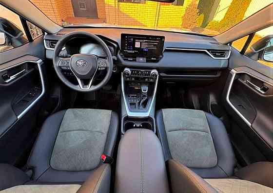 Toyota RAV4 2.0 CVT, 2024 Макеевка