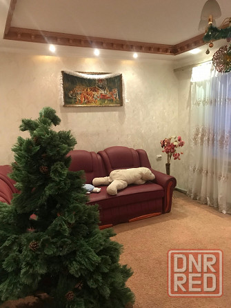 Продам дом Текстильщик с ремонтом 4 ком 100 м2 с/у ул Леси Украинки Донецк - изображение 1