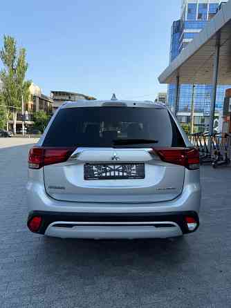 в продаже Mitsubishi Outlander 2021г Донецк