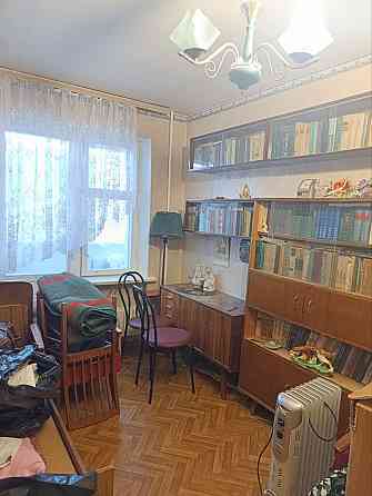 Торг.Продам срочно 2-хкомнатную площадь Шахтерская Донецк