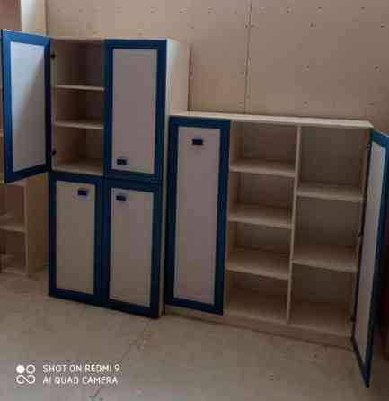 Продам стеллаж, шкаф и кресло для детской комнаты Донецк