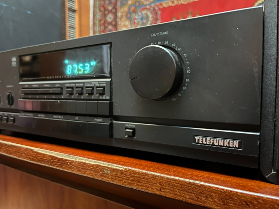 TELEFUNKEN TLX 1 Professional Донецк