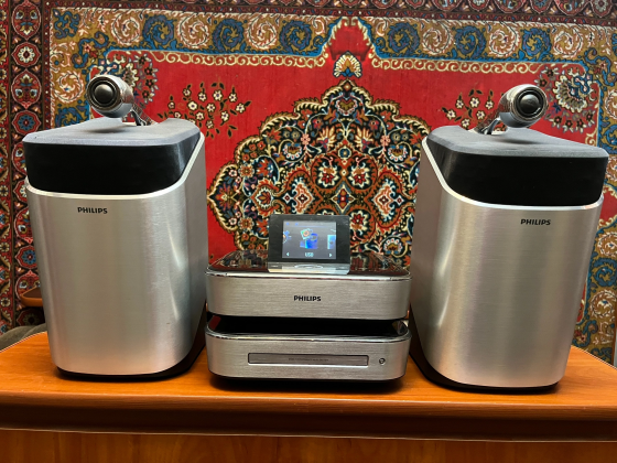 стерео-комплекс Philips Донецк