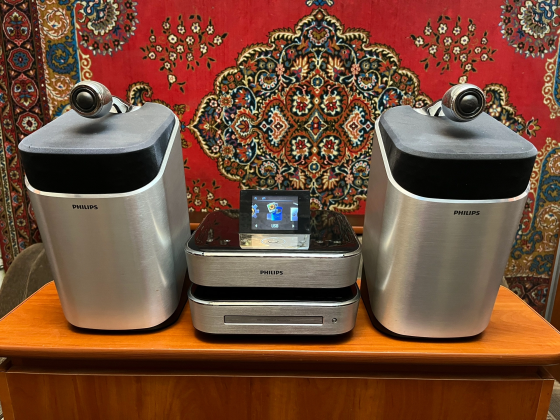 стерео-комплекс Philips Донецк