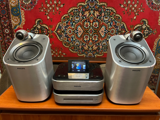 стерео-комплекс Philips Донецк
