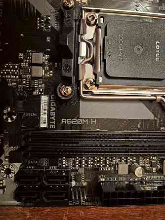 Материнская плата GIGABYTE A620M-H Донецк