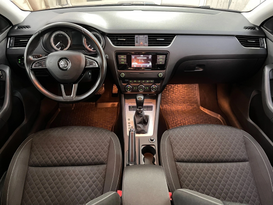 Skoda Octavia A7 1.6 MPI Автомат Айсин Зелёная автотека родной окрас Донецк